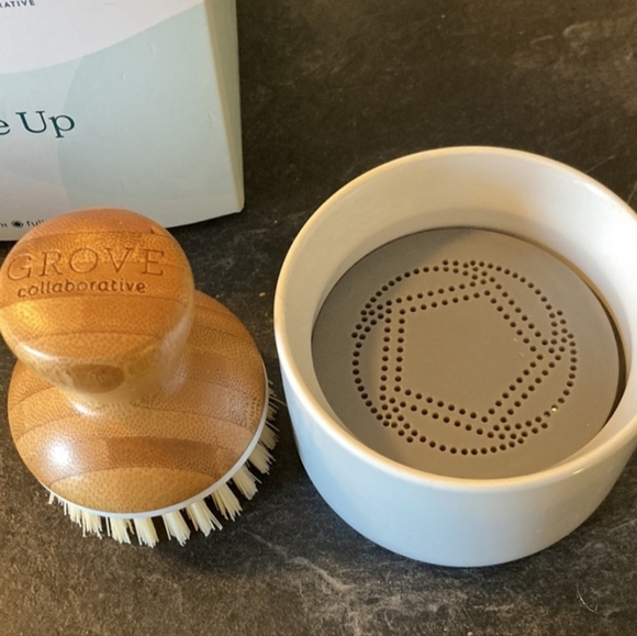 Grove Soap Dispenser & Dish Brush Set - Picture 2 of 2